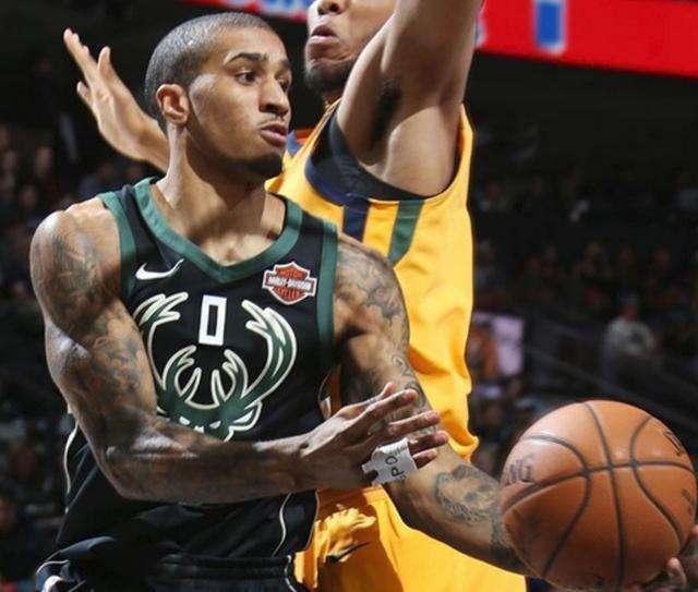 无疑为球队 无疑为球队