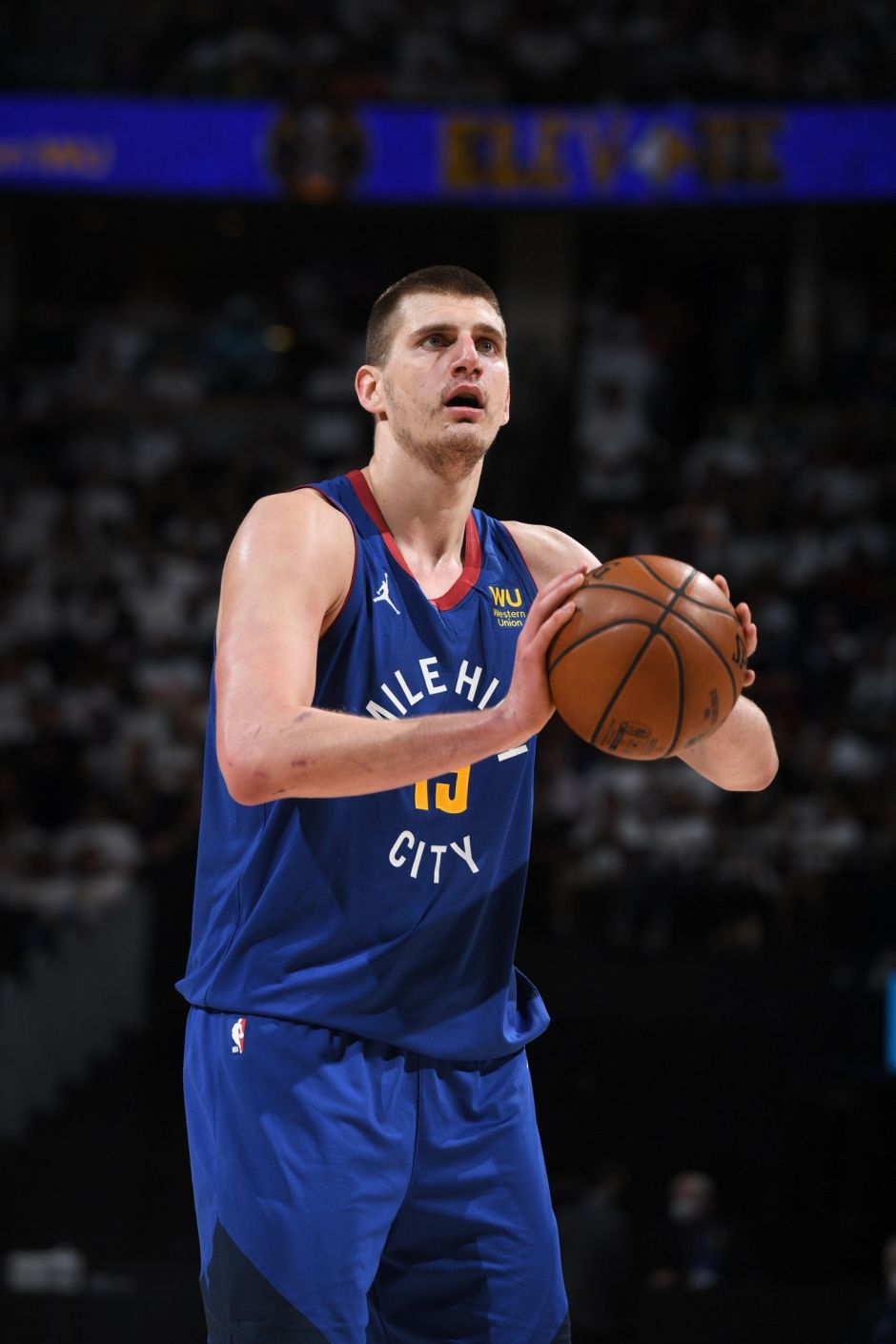 出已留在球 出已留在球