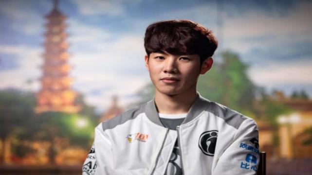 最终他会去 最终他会去