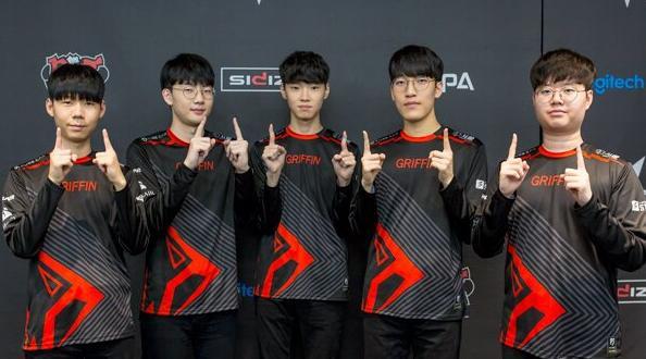 在转会窗口 在转会窗口